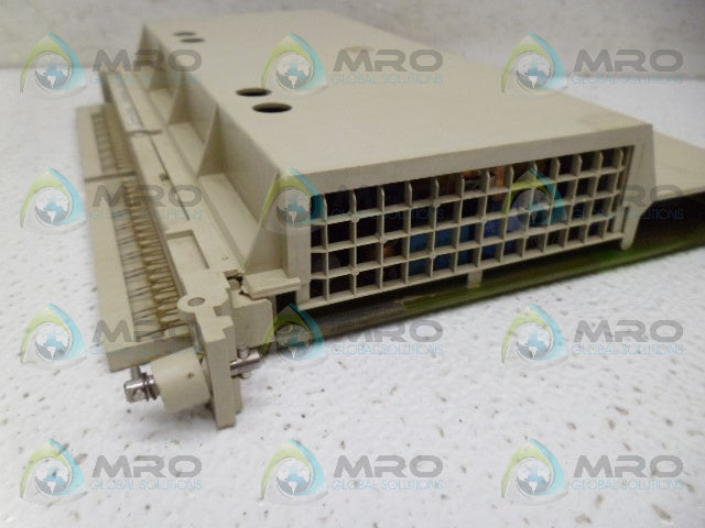 SIEMENS SIMATIC 6ES5456-4UA11 OUTPUT MODULE *USED*
