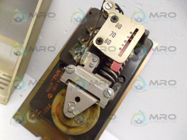 HONEYWELL T921A1191 WALL THERMOSTAT *USED*