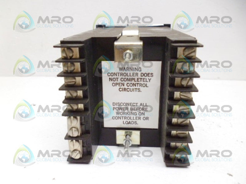 BARBER-COLMAN 121L TERMPERATURE CONTROLLER 40 UNMP