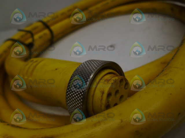 DANIEL WOODHEAD 309000A01F1201 CONNECTOR *USED*