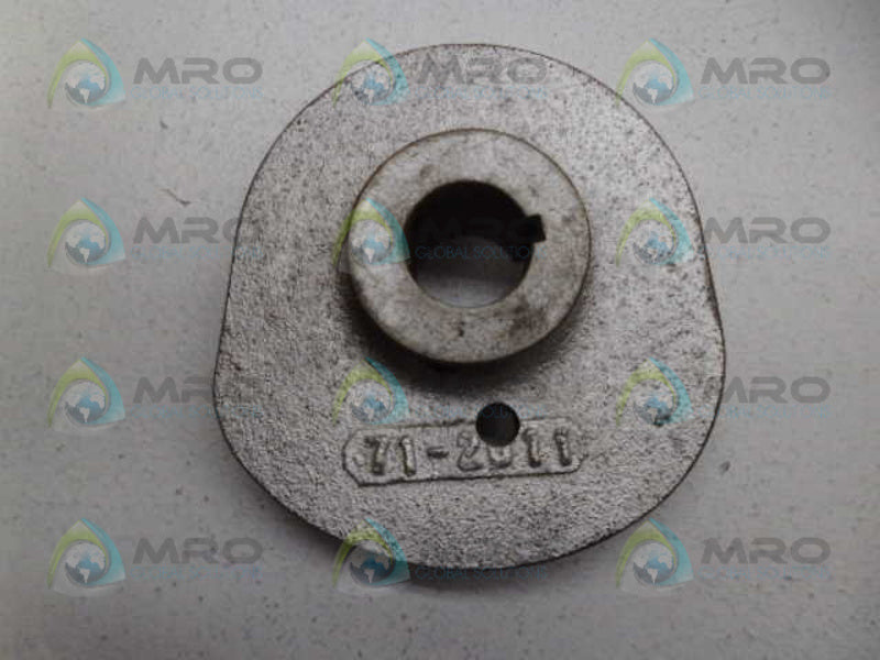 INDUSTRIAL MRO 71-2011 CONNECTOR *USED*