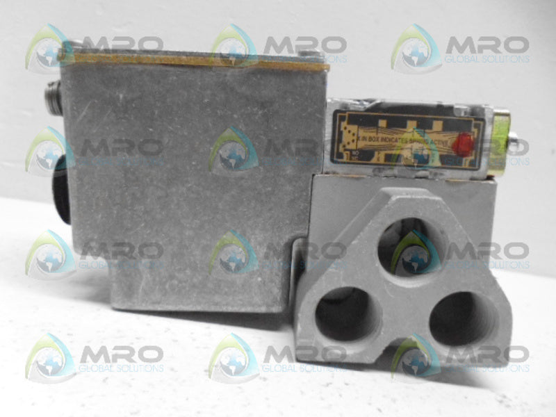 MILLER 304/504 330-621A-4-10-015 SOLENOID AIR VALVE *NEW NO BOX*