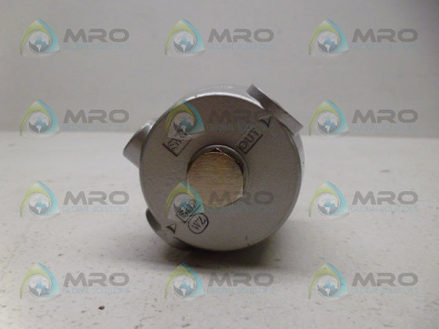 SMC IR201 PRECISION REGULATOR *NEW NO BOX*