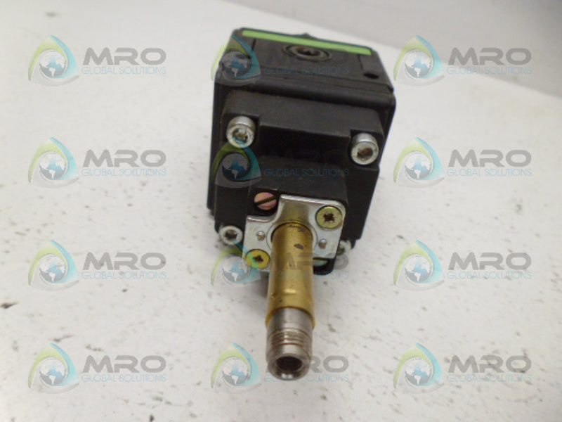 BOSCH 0821300924 VALVE *NEW IN BOX*