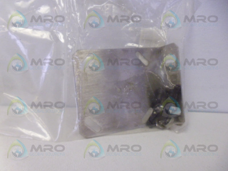 TRI-TRONICS SEB-1 BRACKET ASSEMBLY * NEW IN FACTORY BAG *