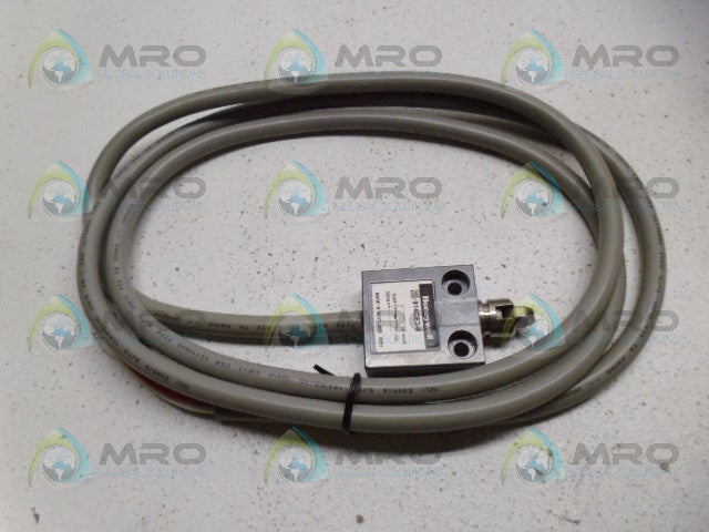 HONEYWELL 914CE3-6 LIMIT SWITCH *NEW NO BOX*