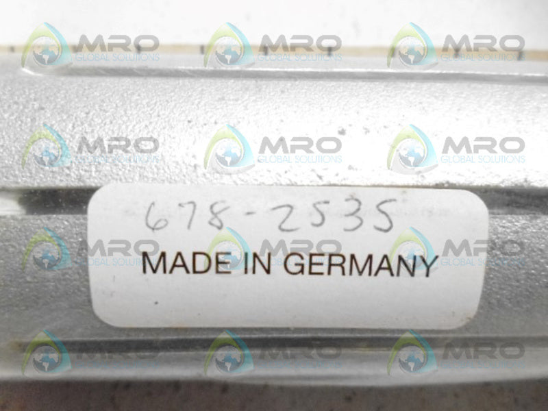 INDUSTRIAL MRO 678-2535 CONNECTOR *NEW IN ORIGINAL PACKAGE*