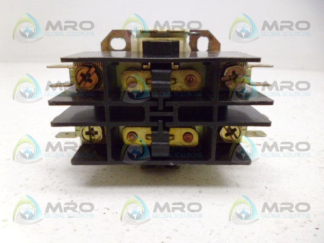 SQUARE D 8910DP12V02 CONTACTOR *USED*