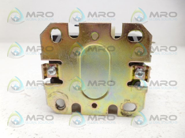 SQUARE D 8910DP12V02 CONTACTOR *USED*