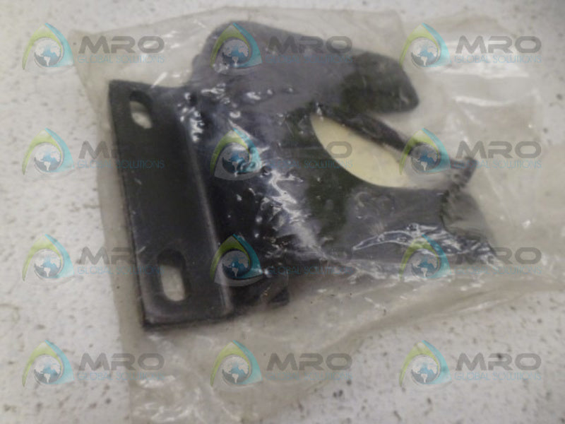PL17518 BRACKET *NEW IN FACTORY BAG*