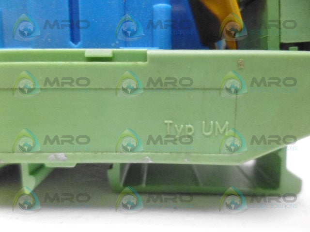 PHOENIX CONTACT UM 221237 MODULE *USED*