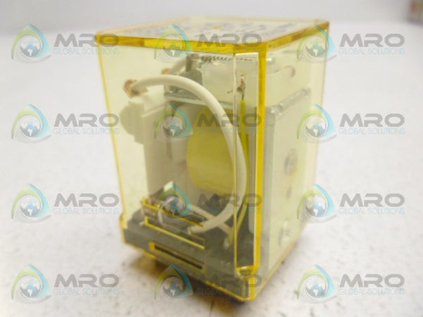 IDEC RR3B-UL RELAY 110VDC  UNMP