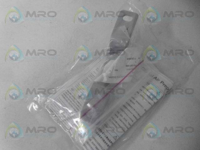PARKER P32KA00MB T-BRACKET KIT *NEW IN FACTORY BAG*