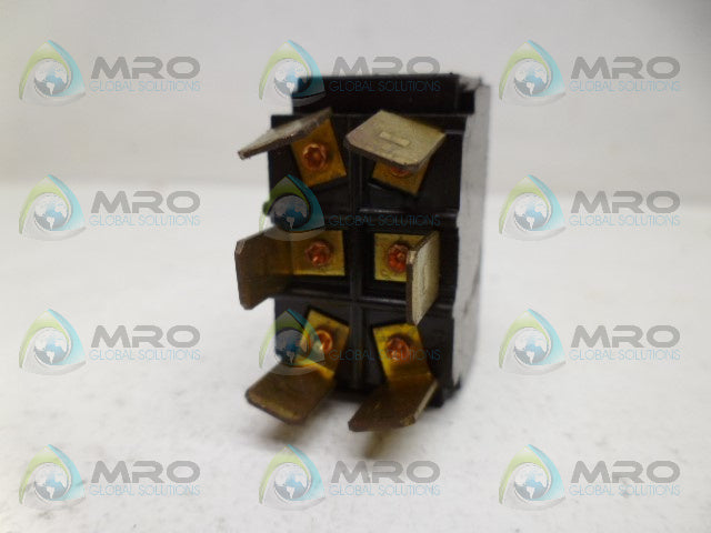 HUBBELL E60272 LR30145 TOGGLE SWITCH *USED*