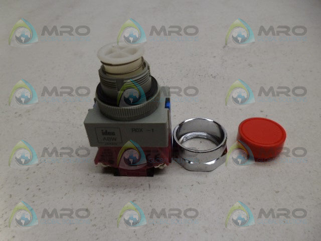 IDEC ABW211-R PUSHBUTTON *NEW IN BOX*