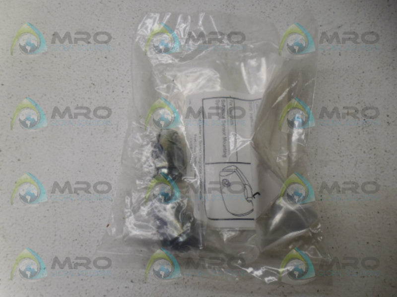 SOFTNOZE SMS-HK HALF CLAMP SET (PKG OF 2) NSMP