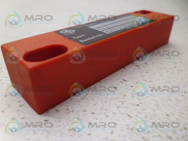 BERNSTEIN TK-21-12 FESTENER PLASTIC MAGNET *NEW NO BOX*