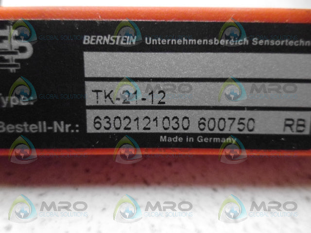BERNSTEIN TK-21-12 FESTENER PLASTIC MAGNET *NEW NO BOX*