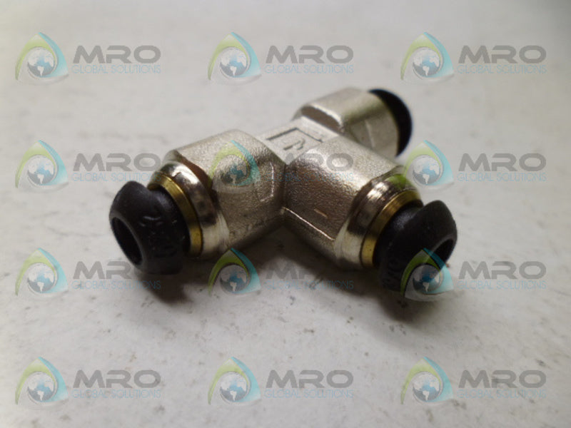 INDUSTRIAL MRO J4 CONNECTOR *NEW NO BOX*