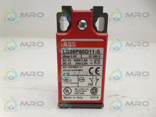 ABB LS35P80D11-S 1SBV032180R1411 LIMIT SWITCH (AS PICTURED) *NEW IN BOX*
