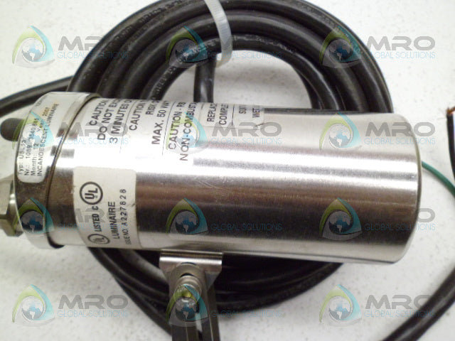 LUMIGLAS USL13 STAINLESS STEEL LUMINAIRE *NEW NO BOX*