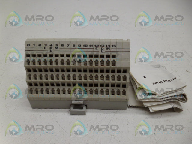 ALLEN BRADLEY FLEX I/O 1794-TB3S SER. A TERMINAL BASE *NEW IN BOX*