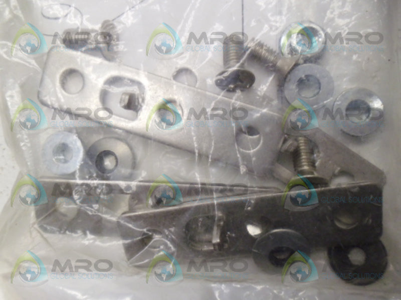 HOFFMAN LMFKSS SS MOUNTING FOOT KIT *NEW IN FACTORY BAG*