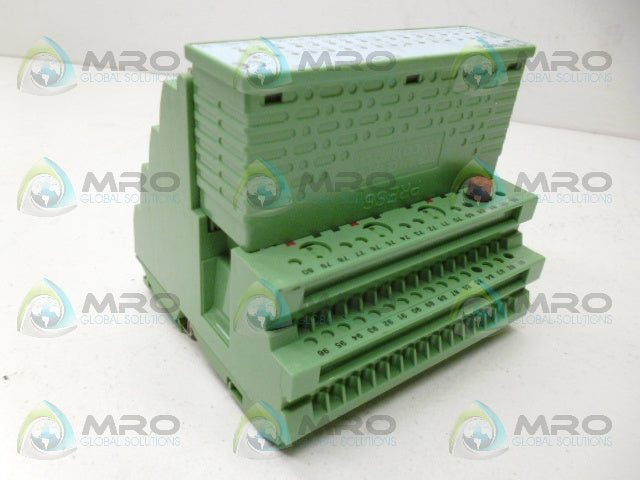 PHOENIX CONTACT IBST24DI32/2 INTERBUS INPUT MODULE *NEW IN BOX*