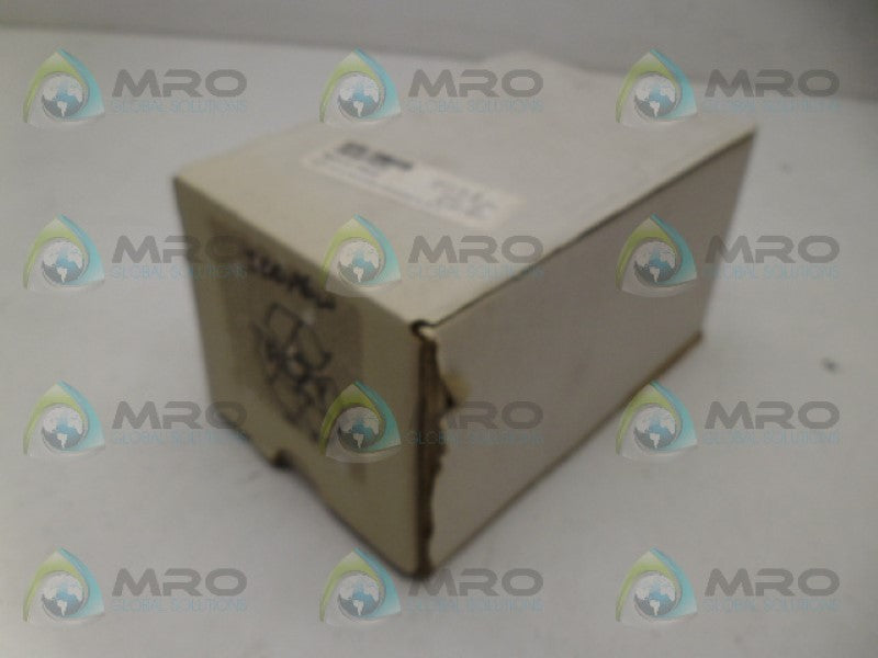 MENNEKES ME320P6W PLUG *NEW IN BOX*