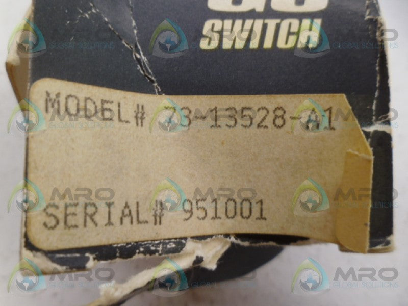 GO SWITCH 73-13528-A1 LIMIT SWITCH *NEW IN BOX*