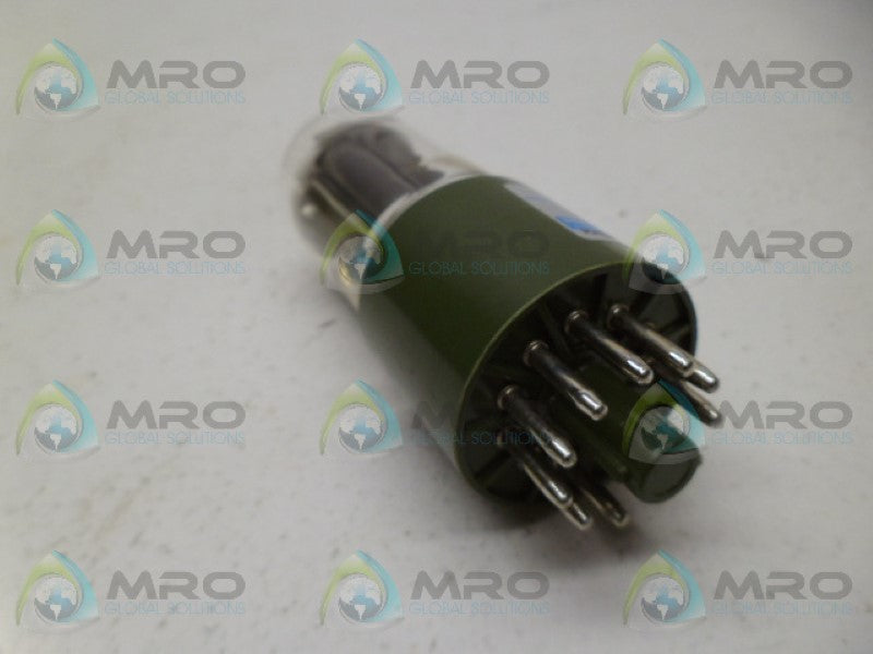 HAMAMATSU R106UH-02 PHOTOMULTIPLIER TUBE *NEW IN BOX*