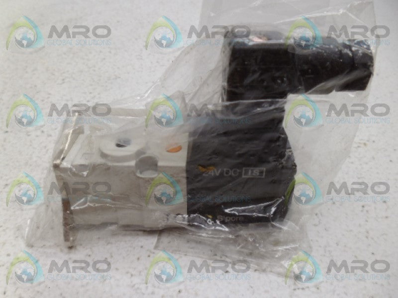 SMC NVKF332V-5D-M5 SOLENOID VALVE *NEW IN FACTORY BAG*