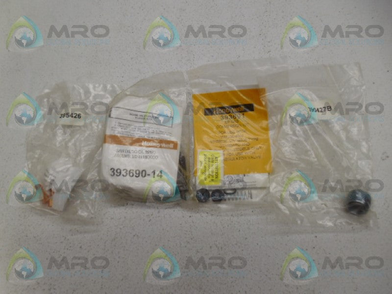 HONEYWELL VR8205A2024 DUAL DIRECT IGNITION GAS VALVE *NEW IN BOX*