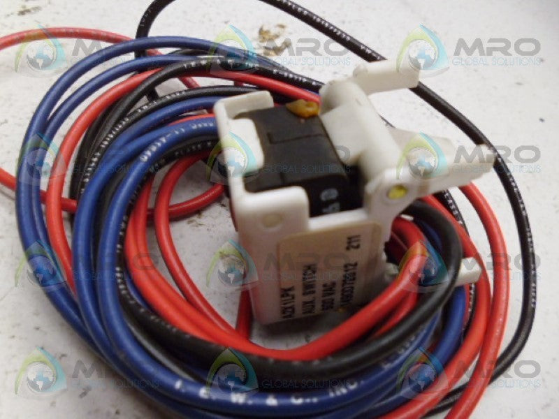 EATON A2X1LPK AUXILIARY SWITCH *NEW NO BOX*