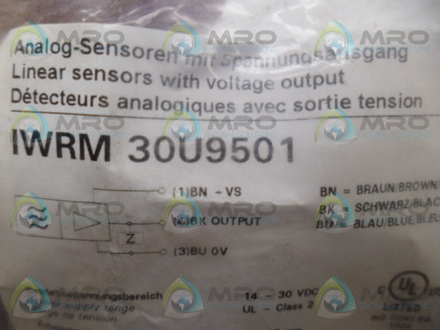 BAUMER IWRM30U9501 PROXIMITY SWITCH *NEW IN FACTORY BAG*