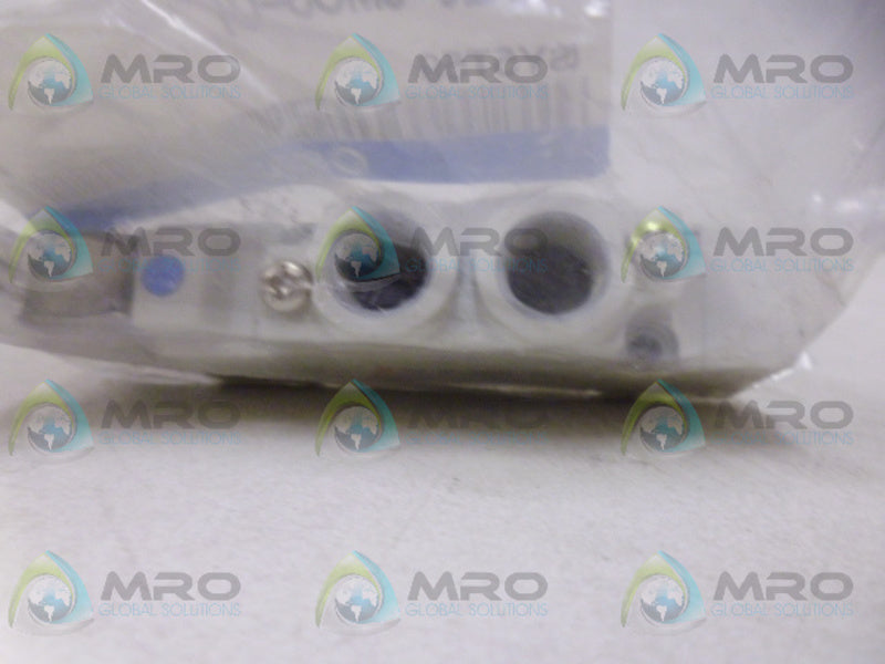 SMC SY5120-5MOS-01 SOLENOID VALVE *NEW IN FACTORY BAG*