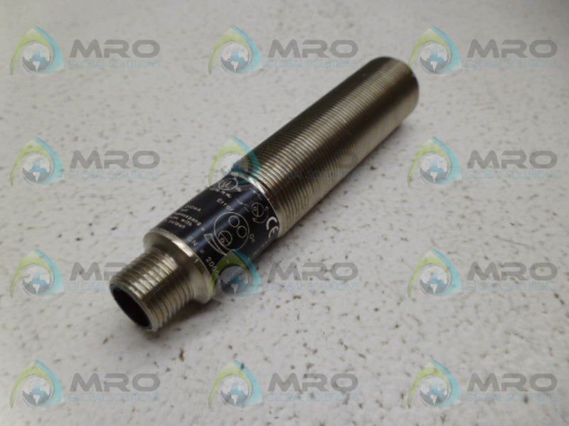 WENGLOR UC88PCV3 REGLECTIVE SENSOR *NEW IN BOX*