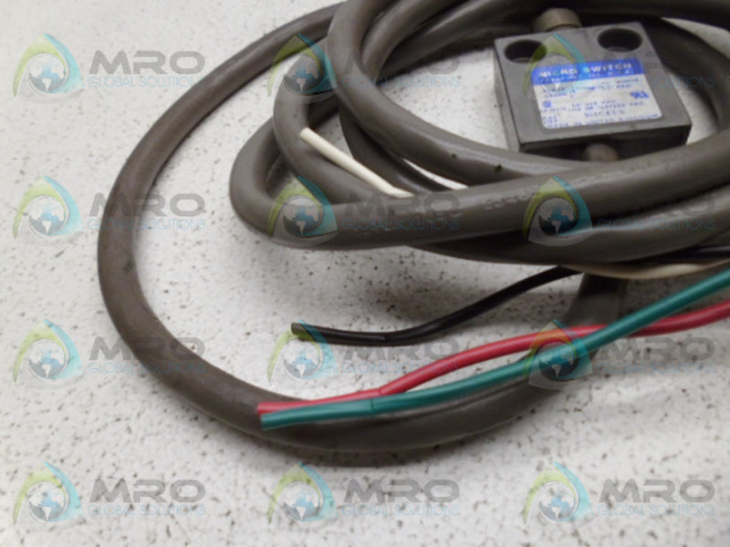 MICROSWITCH 914CE2-6 LIMIT SWITCH *NEW NO BOX*