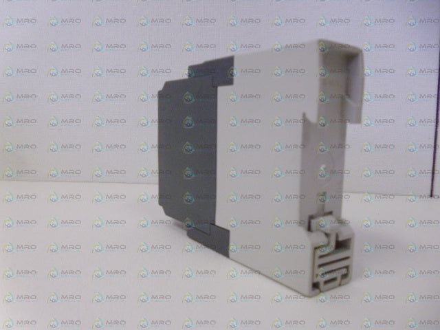 ABB 1SVR430221R710 INTERFACE RELAY *NEW IN BOX*