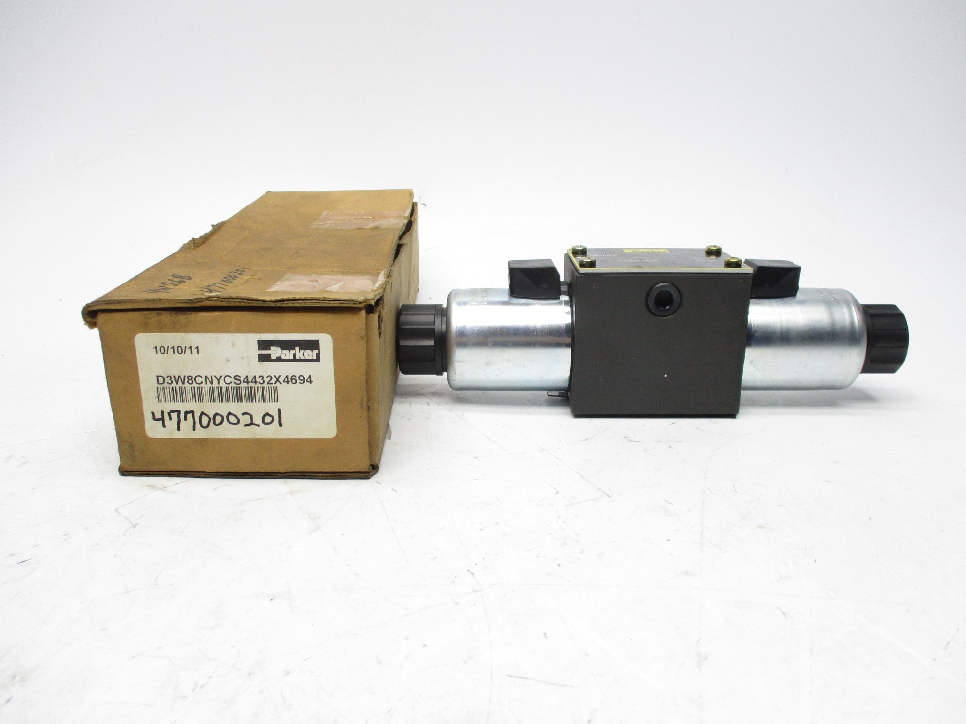 PARKER D3W8CNYCS4432X4694 3000PSI NSMP