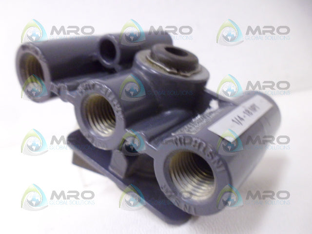 FISHER 1/4-18 NPT POSITIONER *NEW NO BOX*