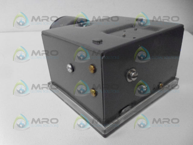 HONEYWELL L91B1035 PRESSURE CONTROLLER *NEW NO BOX*