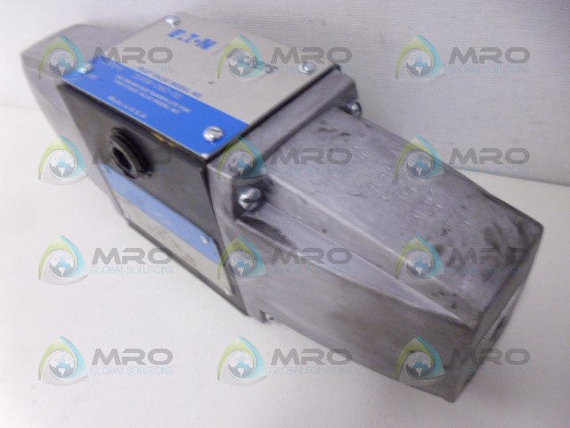 VICKERS DG4S4-016C-50 VALVE *NEW NO BOX*