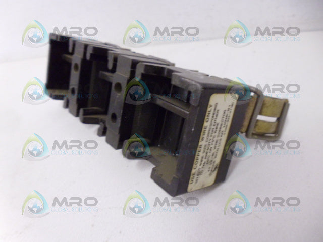 ALLEN BRADLEY X-402028 FUSE BLOCK *USED*