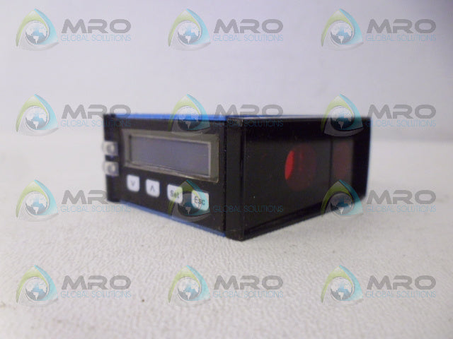 SICK DT20-P214B DISPLACEMENT MEASUREMENT SENSOR *NEW NO BOX*
