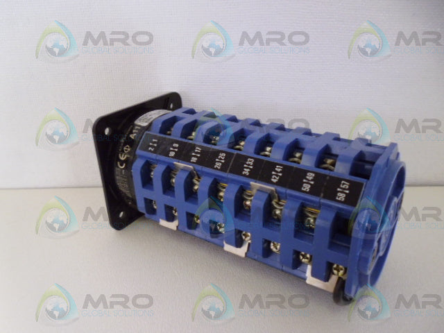 KRAUS & NAIMER A11 A3X677 ROTARY SWITCH (AS PICTURED) *NEW IN BOX*