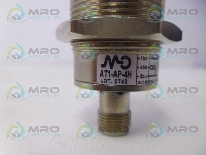 AUTOMATION DIRECT AT1-AP-4H  INDUCTIVE PROXIMITY SENSOR *NEW NO BOX*