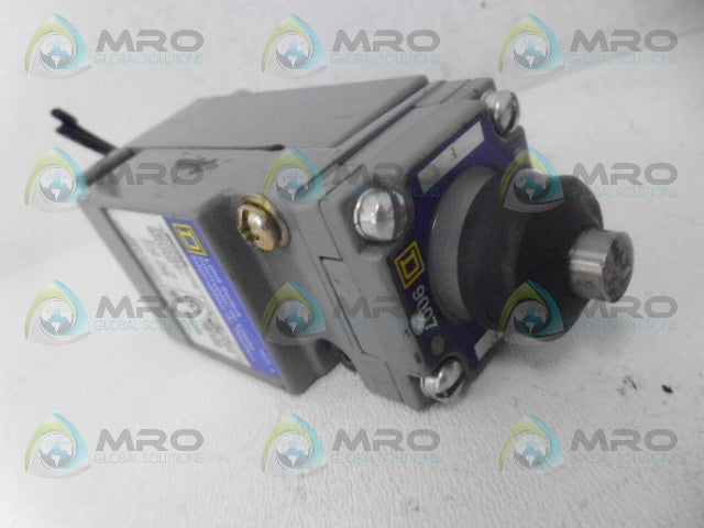 SQUARE D 9007C62E LIMIT SWITCH *USED*
