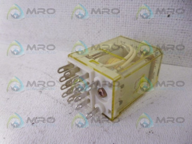 IDEC RY42S-UL RELAY 110-120VAC *NEW NO BOX*