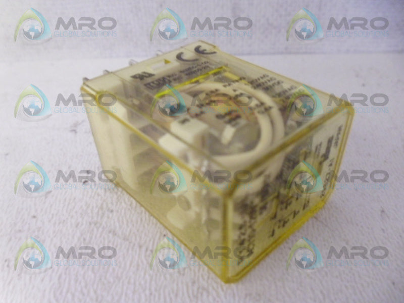 IDEC RY42S-UL RELAY 110-120VAC *NEW NO BOX*